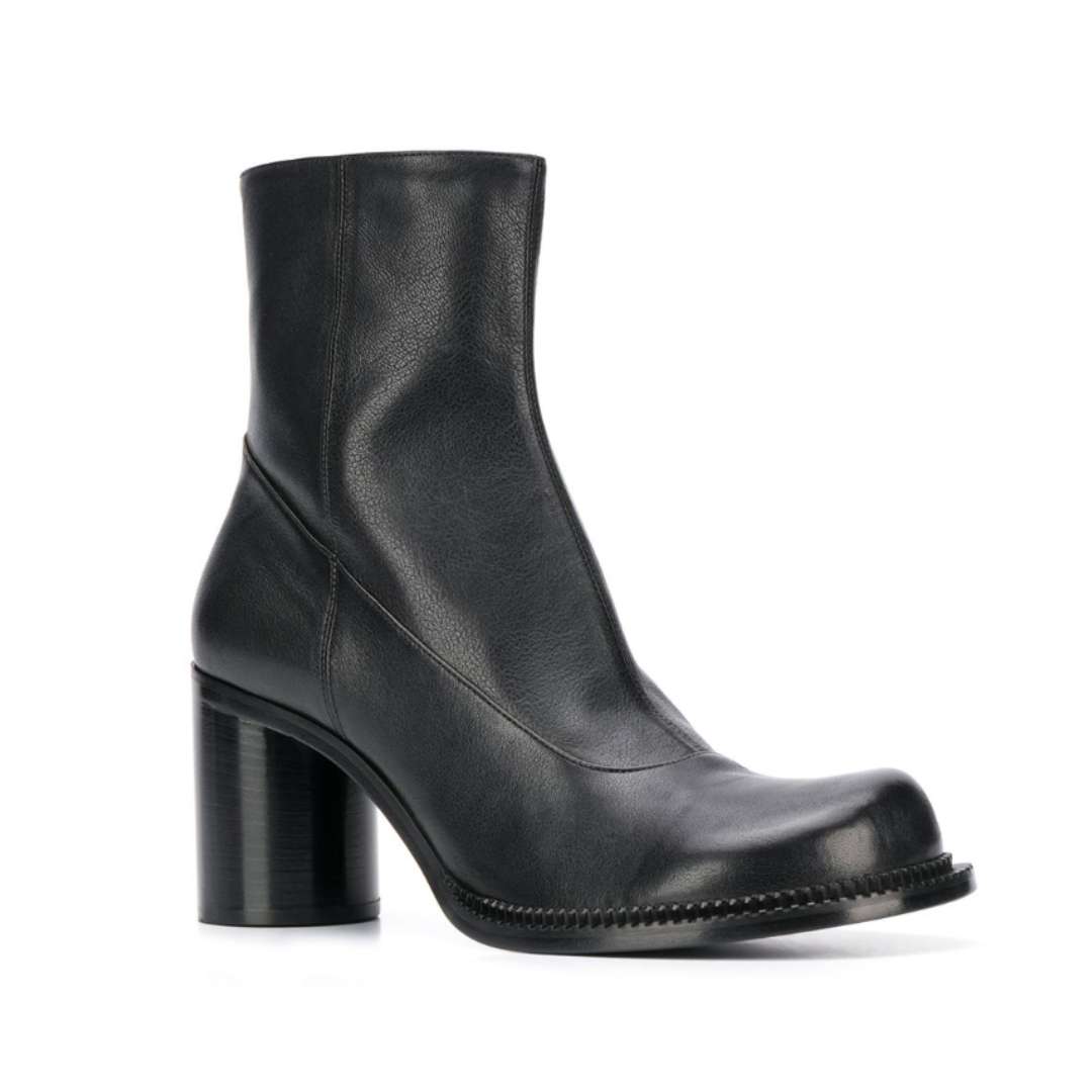 Runway Round Toe Chunky Heel Ankle Boots