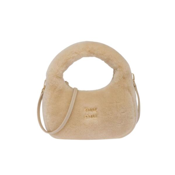 Wander sheepskin hobo bag